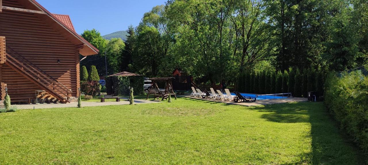 Mini Hotel Zakrut Tatariv Kültér fotó